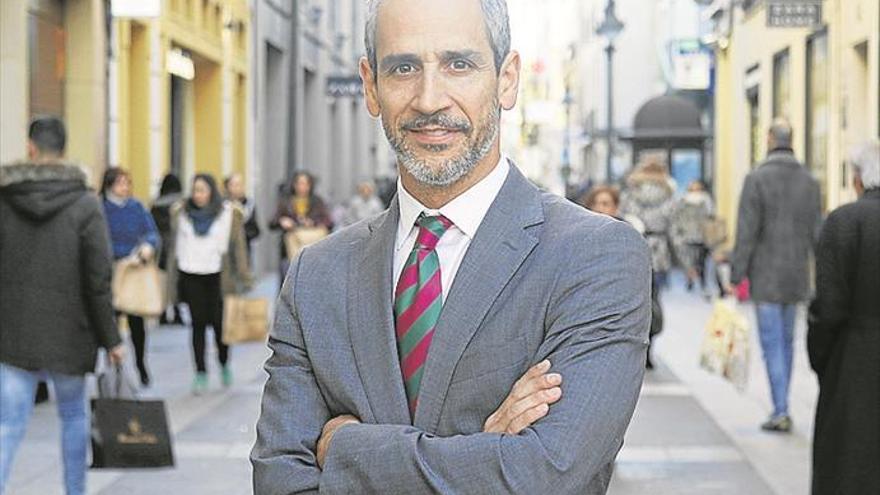 «Córdoba tiene características favorables para la obra nueva»