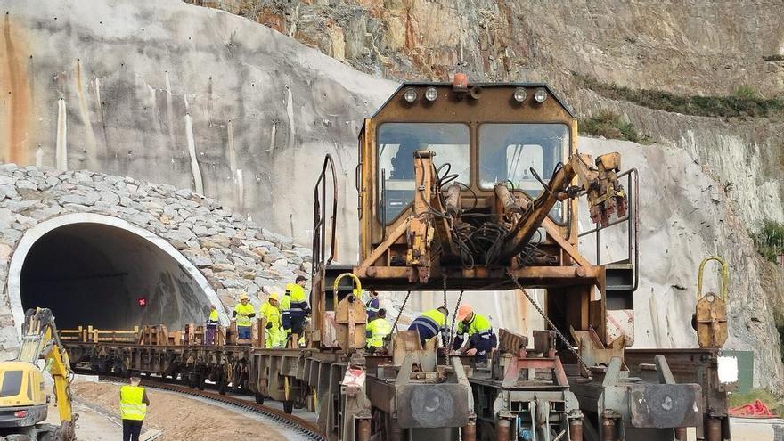 Nuevo hito para la segunda vía de tren al puerto exterior de A Coruña: el Estado somete el proyecto al trámite ambiental