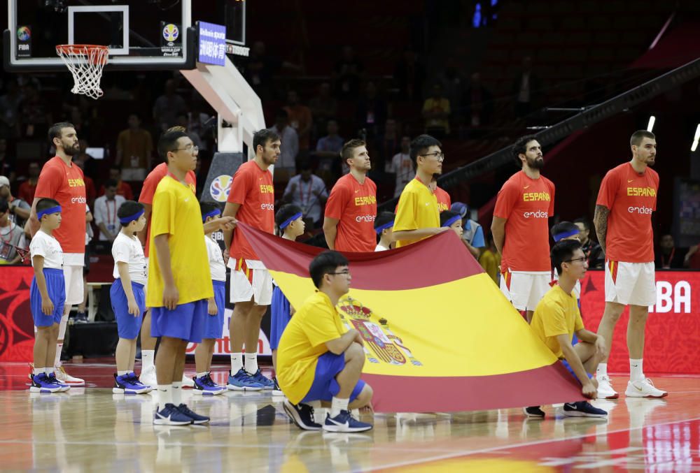 España se clasifica a cuartos tras ganar a Italia.