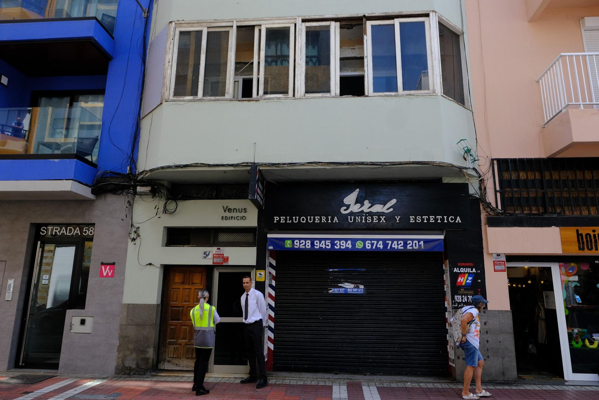 Hallan muerta a una mujer en una vivienda de la zona de Las Canteras