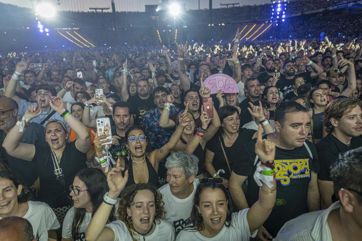 Concierto de Estopa en el Estadi Olímpic