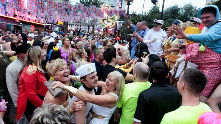 Benidorm espera más de 35.000 británicos para celebrar el Fancy Dress