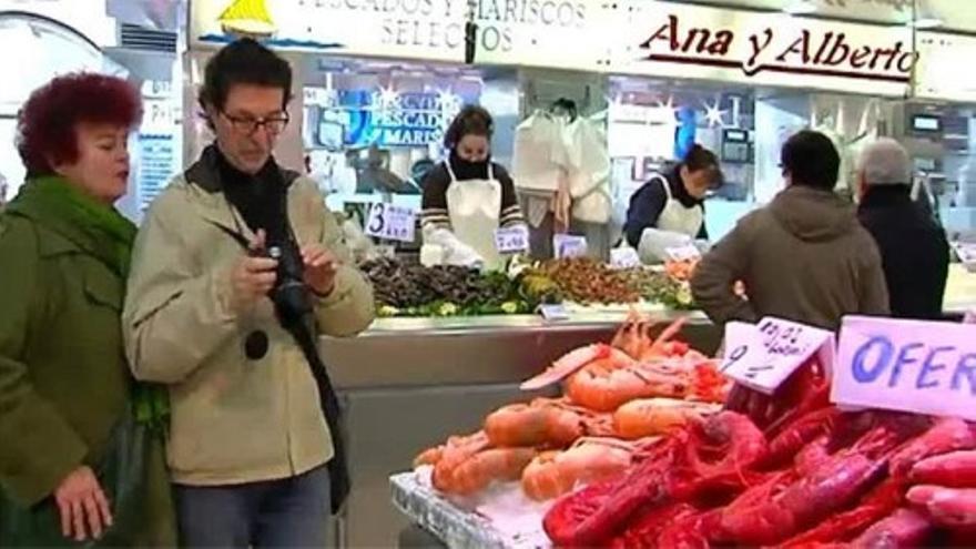 Últimos preparativos para la cena de Nochevieja