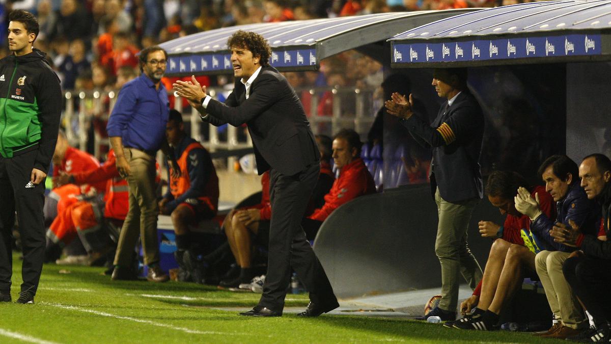Idiakez, en su último partido en el Zaragoza, ante el Tenerife en la Romareda.