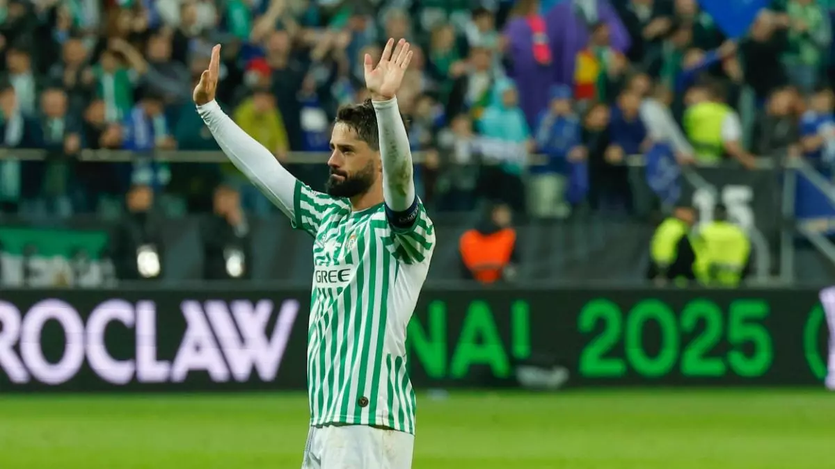 Isco, elegido jugador de la temporada 24/25 de la Conference League