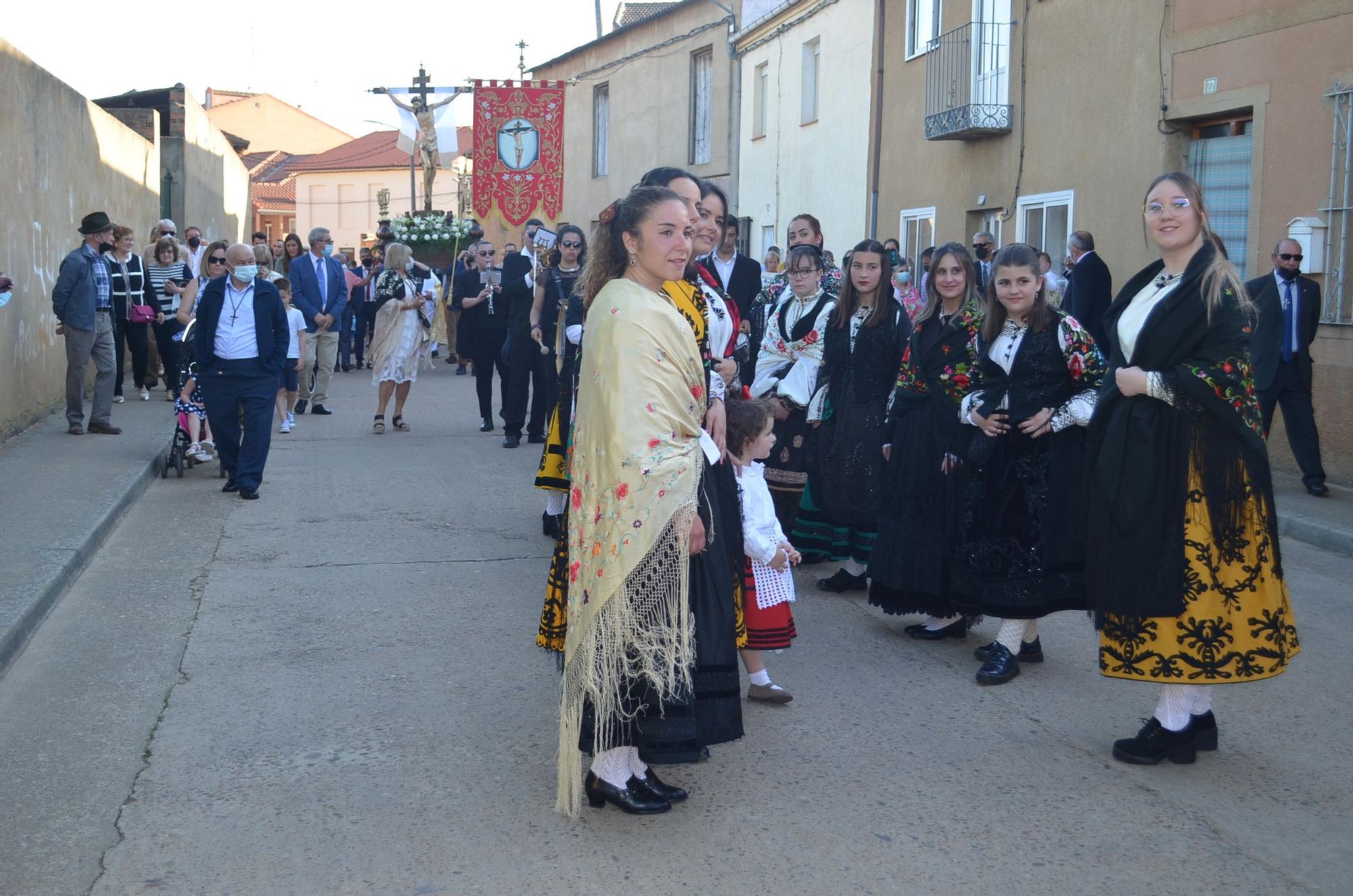 Así celebra Santa Cristina la procesión del Cristo