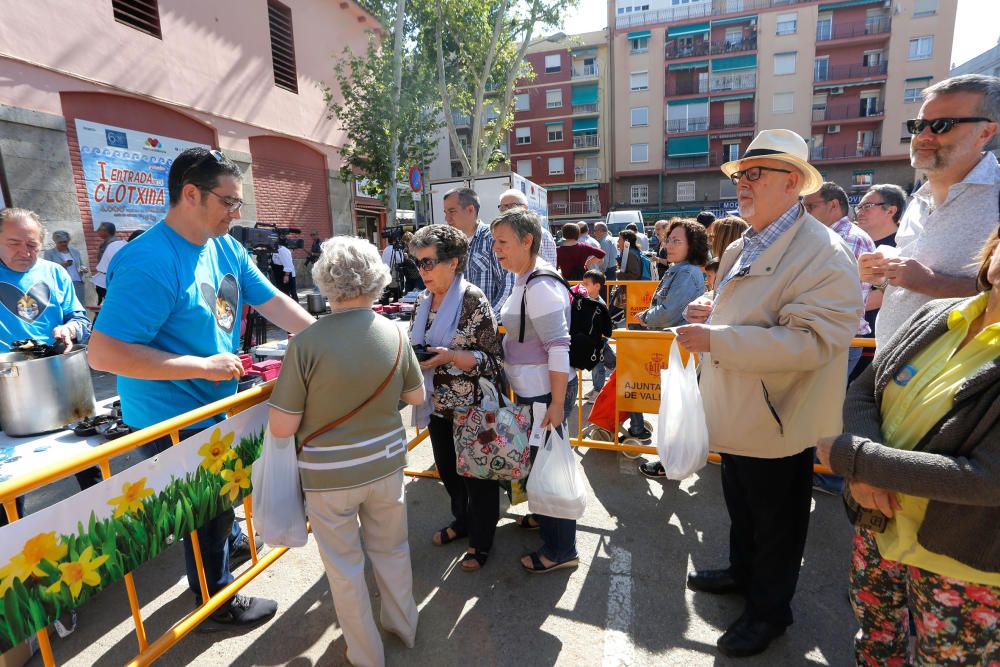 I Entrada de la Clòtxina y 60 aniversario del Mercado del Cabanyal