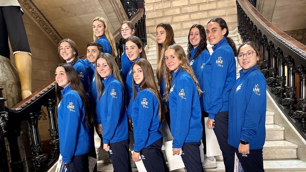 Nadadoras del CN Mediterránea, hoy en la presentación del Campeonato de Españ