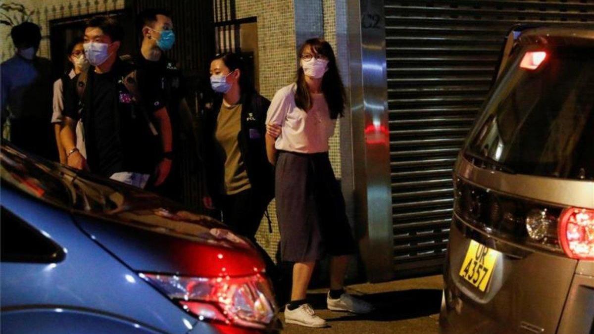 Detienen en Hong Kong a Agnes Chow, la famosa activista prodemocrática