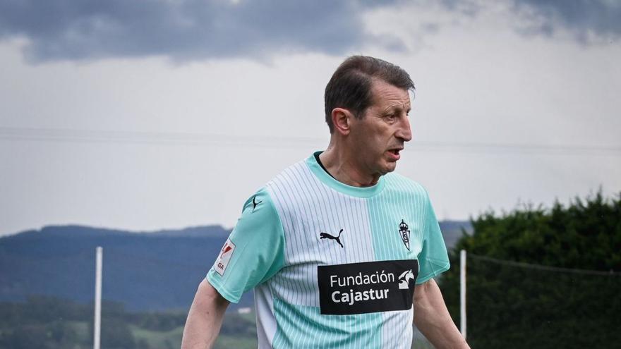 Abel Amado, durante un partido en Mareo del equipo de fútbol andarín del Sporting. | RSG