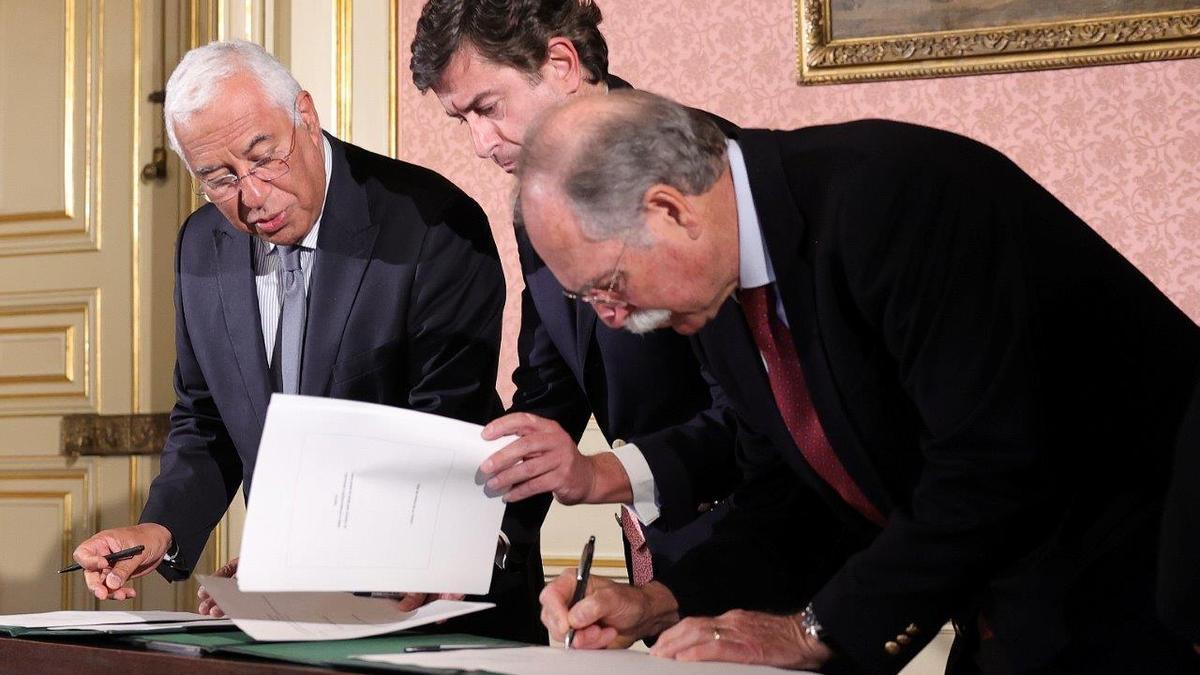 La firma del acuerdo para bajar el IVA a 44 alimentos en Portugal
