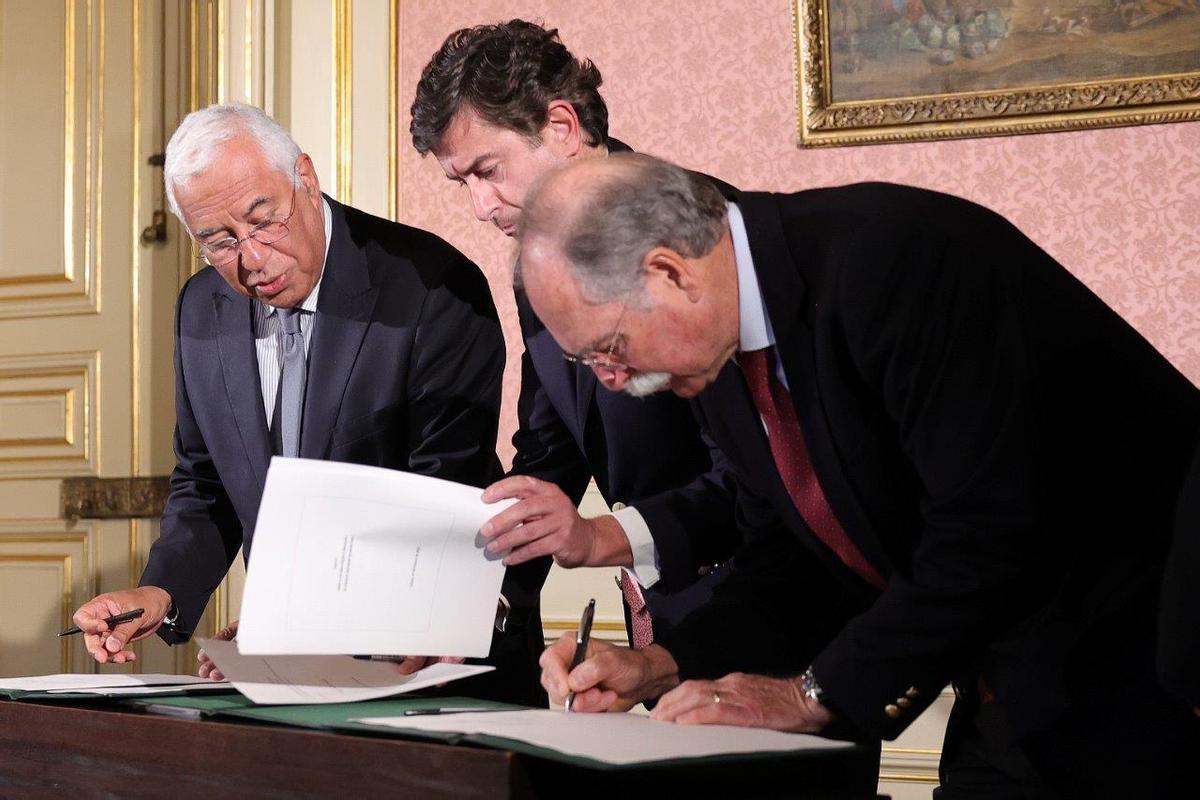 La firma del acuerdo para bajar el IVA a 44 alimentos en Portugal