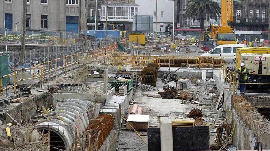 Trabajos en la avenida de la Marina la semana pasada.