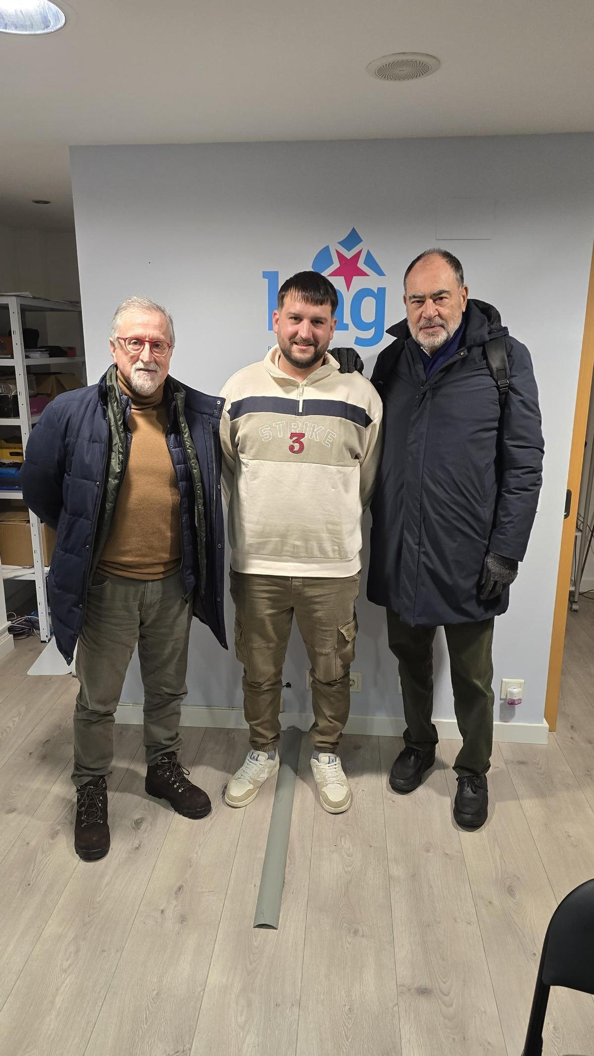 Xurxo Couto, Carlos López Cotelo e Raúl Fernández, do BNG de Arteixo.