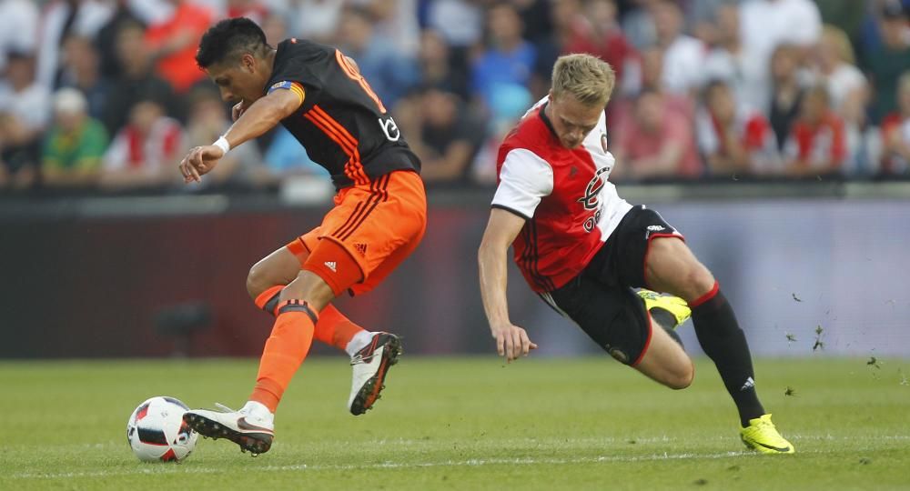 Las mejores imágenes del Feyenoord - Valencia CF