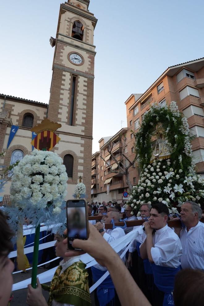 Galería de imágenes: La Virgen del Lledó llega a la plaza de la Virgen del Carmen en el Gau
