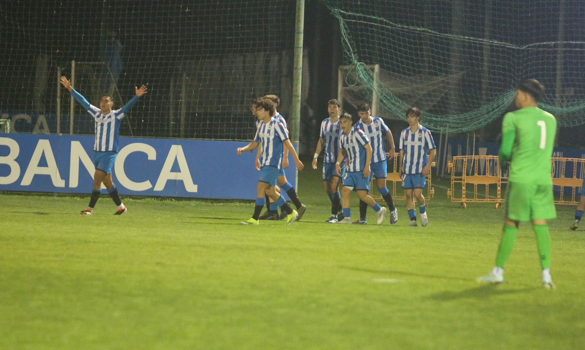 El Dépor Juvenil vence a Las Palmas y sueña con la Copa