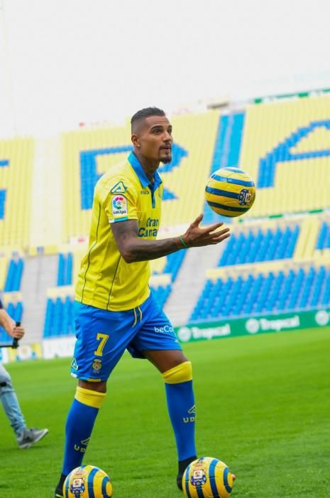 Presentacion  de Kevin Prince Boateng  nuevo ...