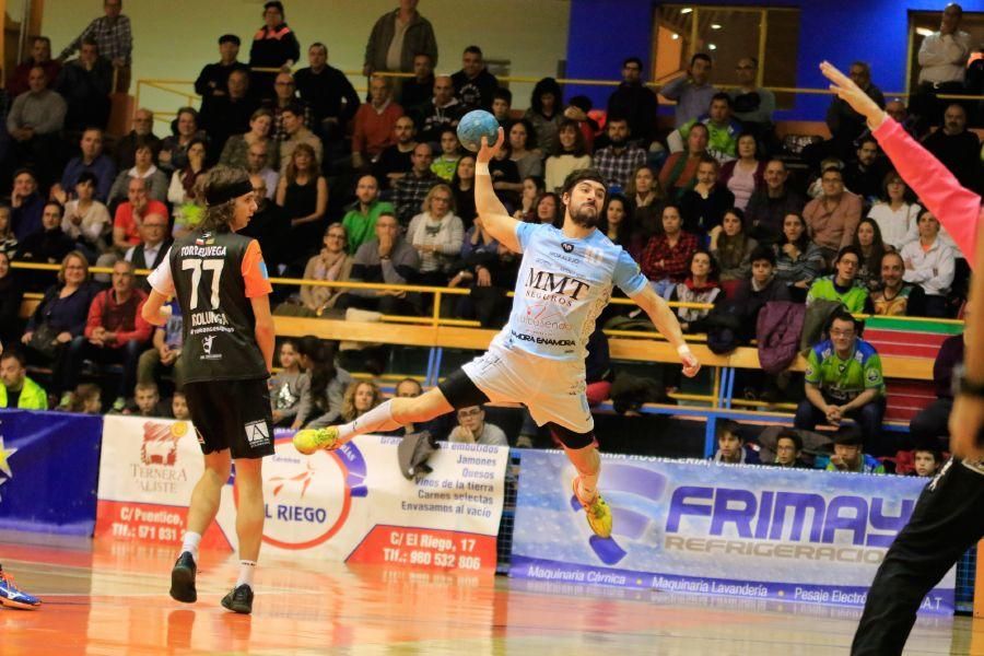 Balonmano Zamora: MMT Seguros - BM Torrelavega