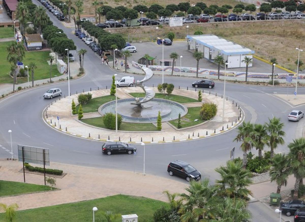 Una de las rotondas del complejo Marina d’Or, en Oropesa.