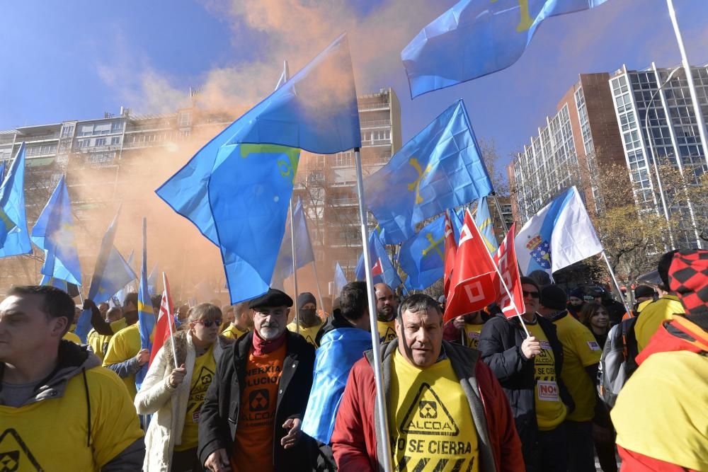 Manifestación de trabajadores de Alcoa en Madrid