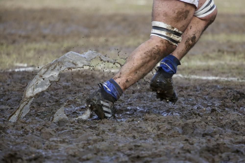 Detalle del estado del campo durante el partido con el Durango.