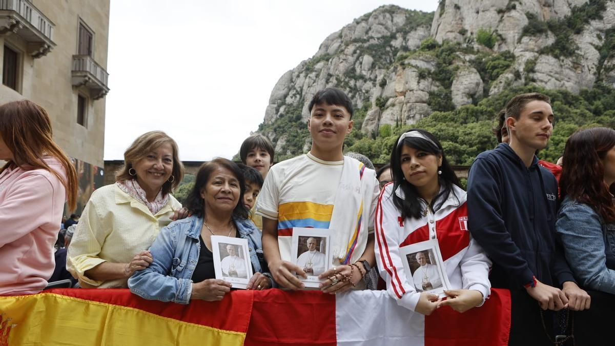 Marina Amaya, Maria Elba Castro, Juan Fernando Villamuez i Antuanet Cruzatt avui a Montserrat