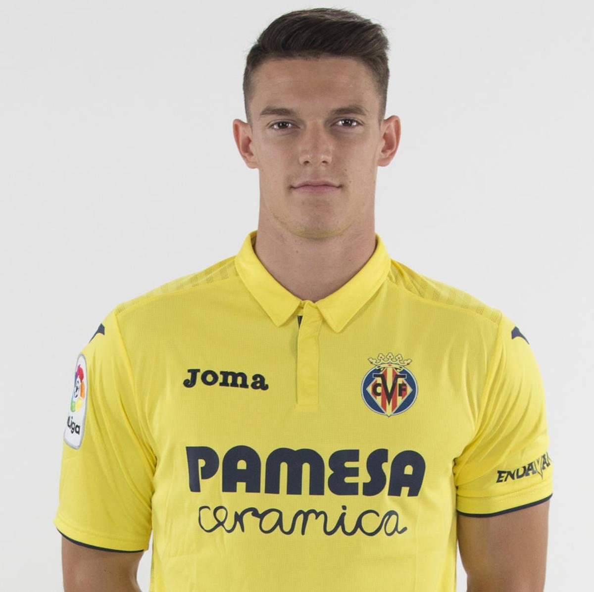 El pachequero Adrián Marín cambia el Villarreal por el Alavés