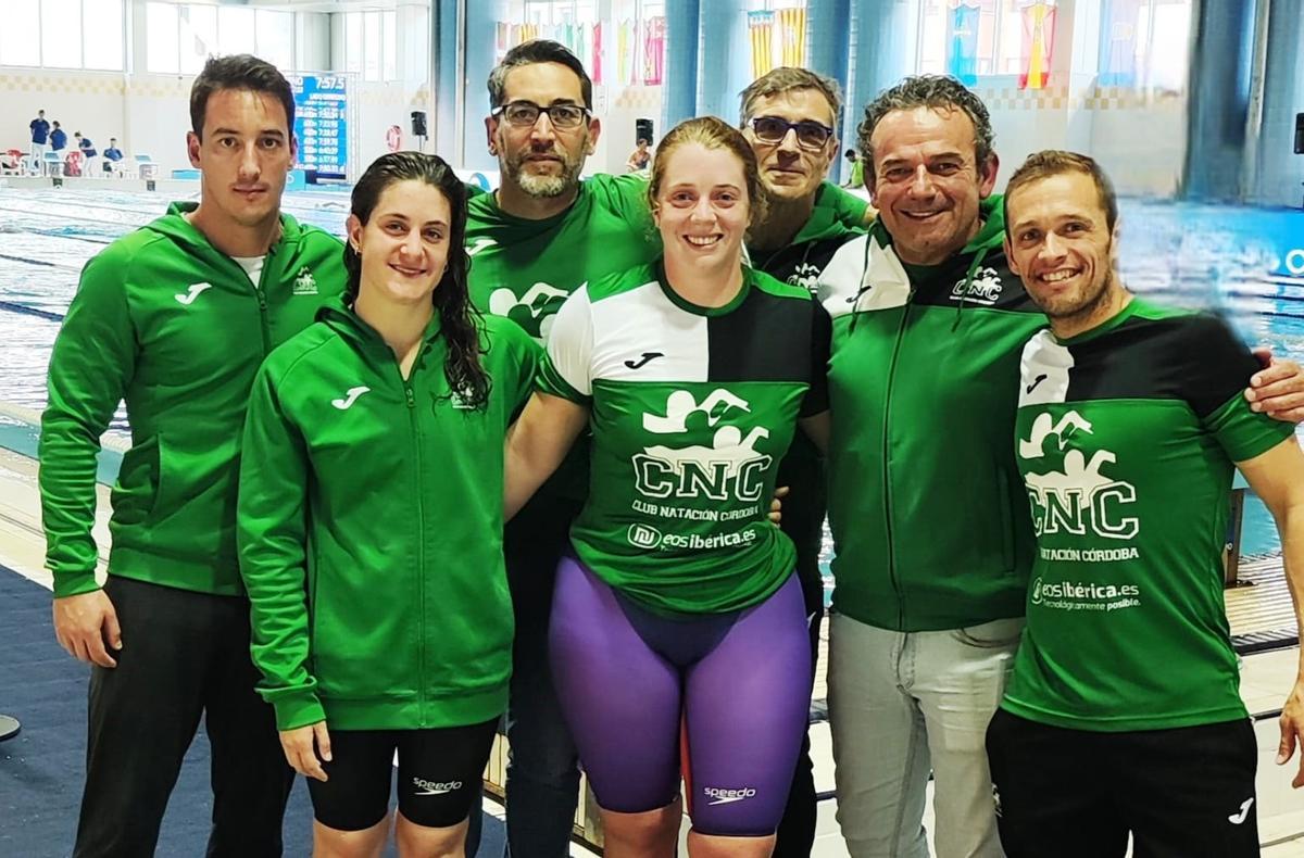 Un grupo de nadadores del club Natación Córdoba.