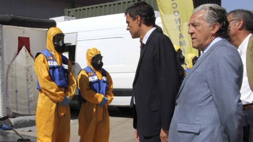 Pedro Sánchez visita la Unidad Militar de Emergencias