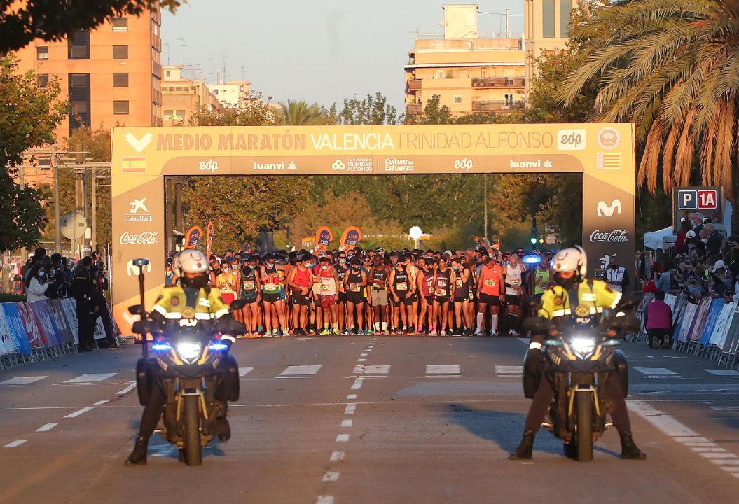 FOTOS | Búscate en el Medio Maratón Valencia 2021