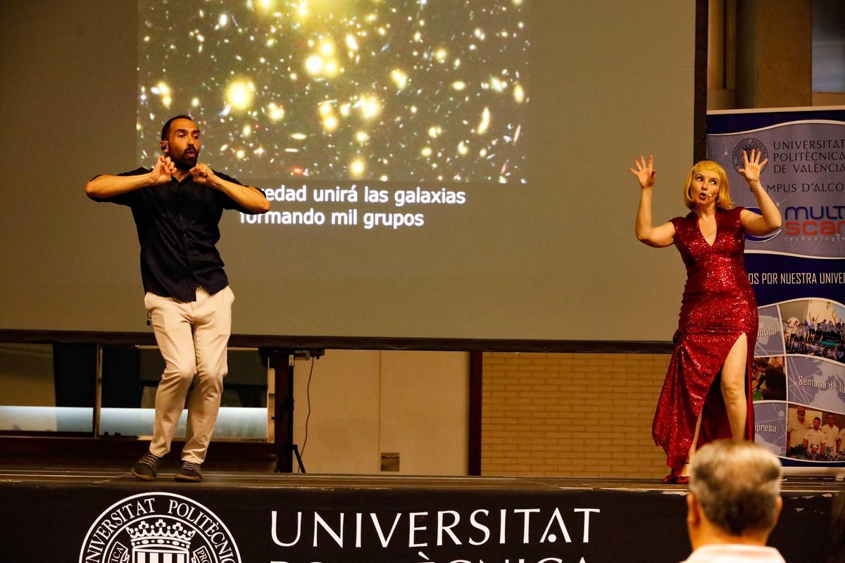 La ciencia con humor en Alcoy