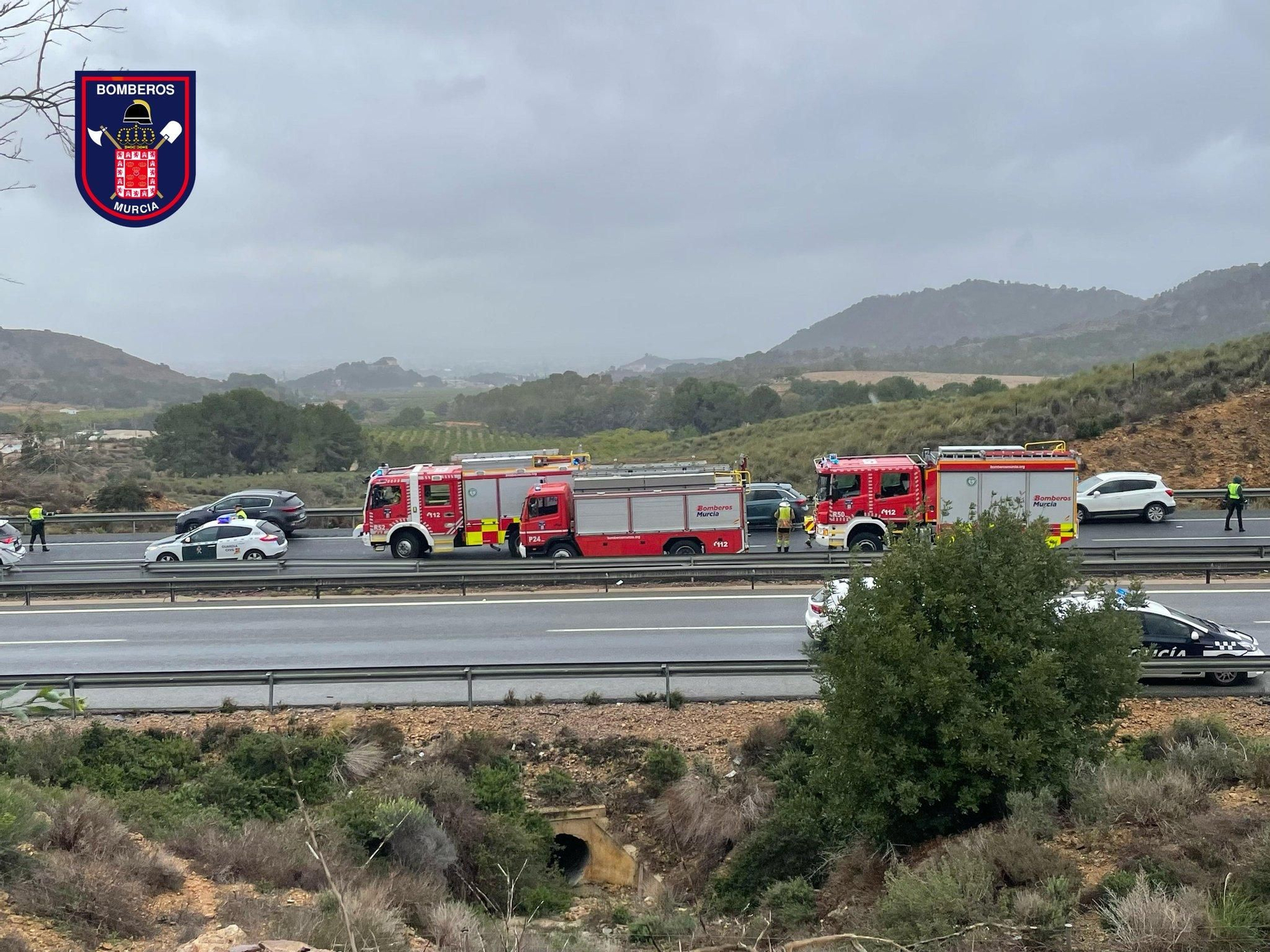 El accidente del autobús del Imserso volcado en Murcia, en imágenes