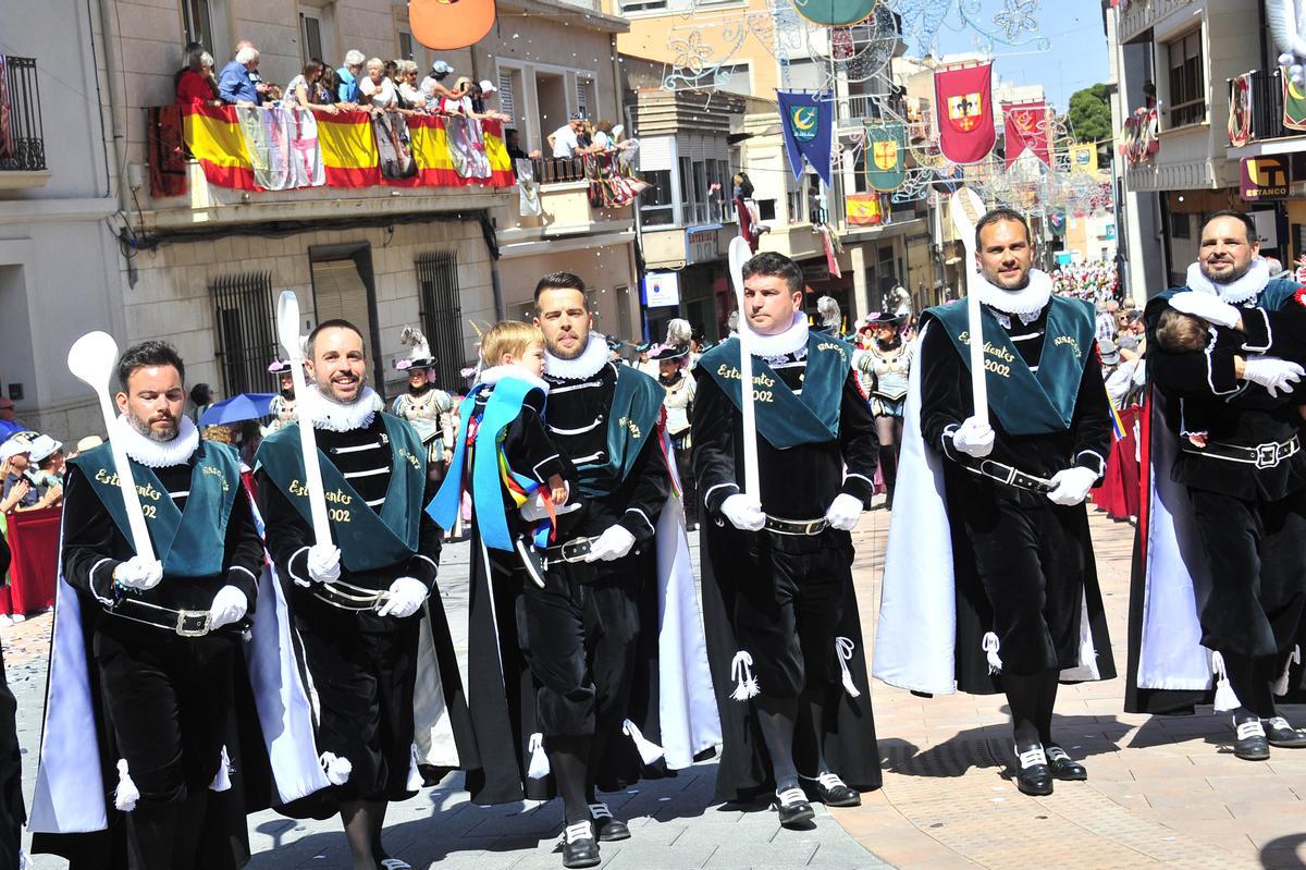 Fiestas de Moros y Cristianos en Petrer , Entrada Cristiana