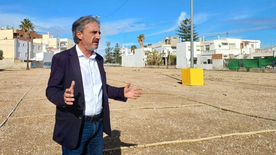 Flos, en el nuevo párking de la calle del Tossal de les Figueres de Benicarló.