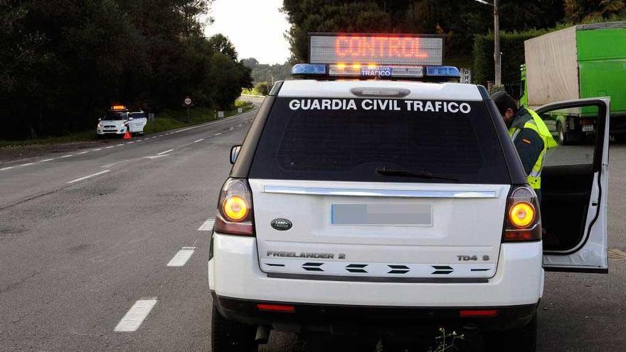 Tráfico realizará cinco campañas especiales hasta final de año en Galicia con el control de 700.000 vehículos
