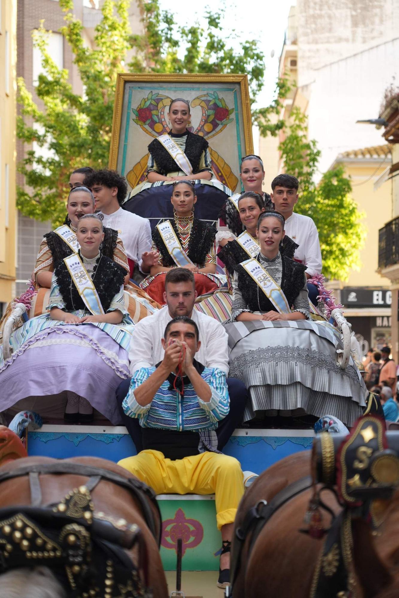 El Grau da inicio a las fiestas de Sant Pere con pólvora, bous y música