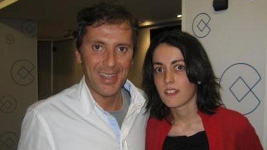 Lorena G.F junto a Paco González.