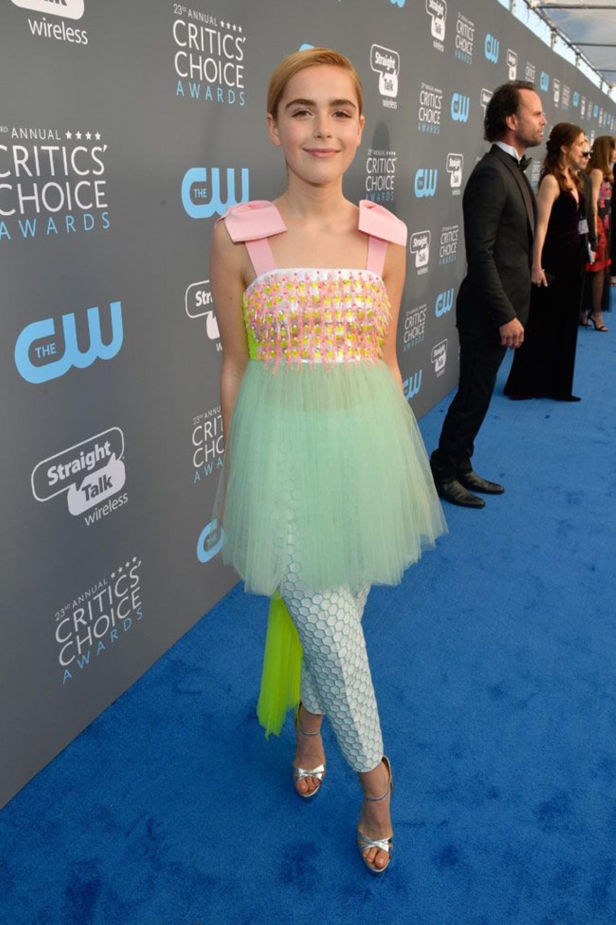 Look completo de Kiernan Shipka