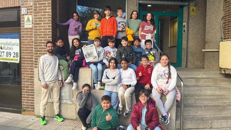 19 alumnos del colegio Cervantes visitan El Periódico Extremadura