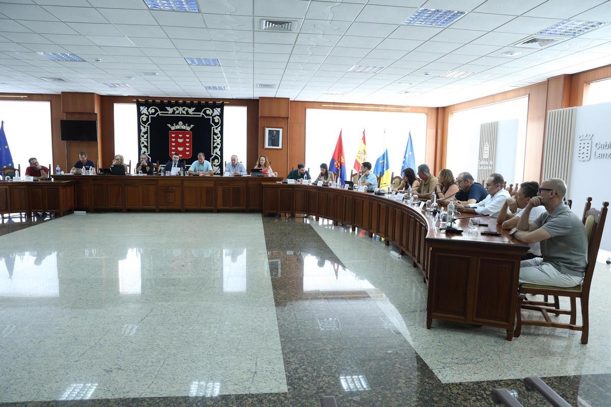 Junta del Consejo Insular de Aguas, celebrada en el Cabildo de Lanzarote.