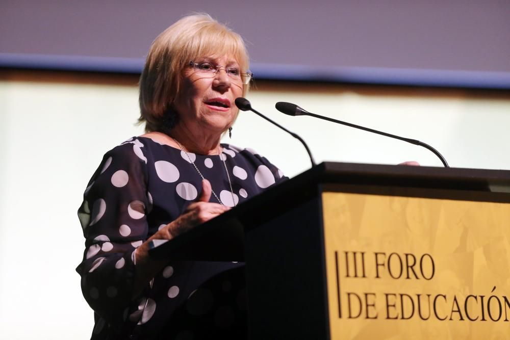 "Hay que despertarse": arranca el III Foro de Educación FARO. // Marta G. Brea