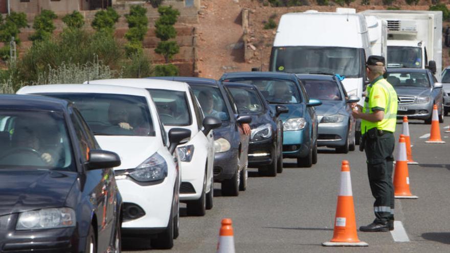 La Guardia Civil persigue la compraventa de puntos del carné.