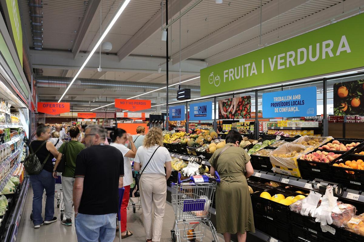 Interior de un establecimiento Aldi en Catalunya.