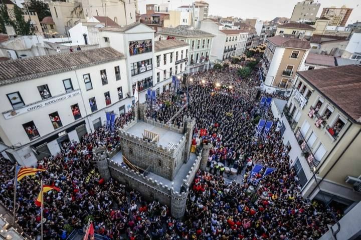 La fiesta estalla con "Idella"