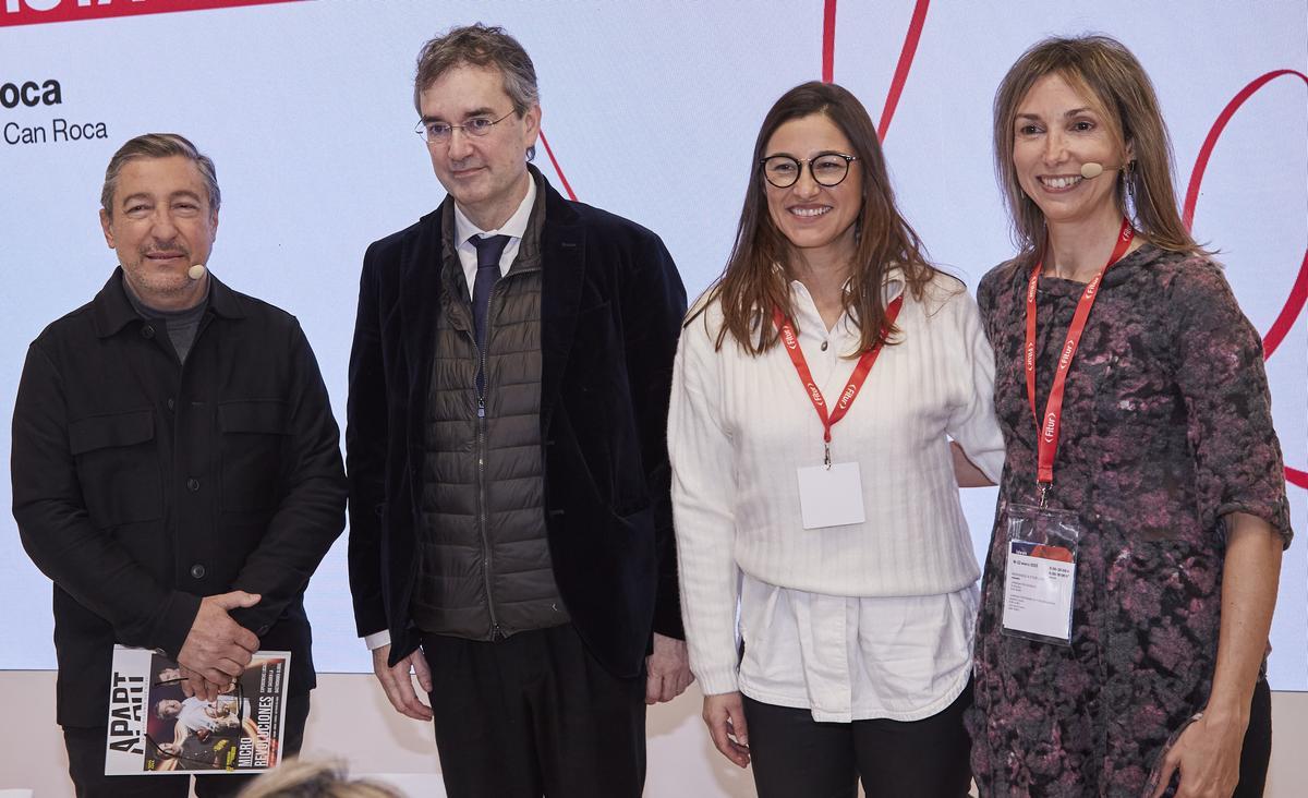 Joan Roca, Eduard Torres (presidente de Turismo de Barcelona), Carlota Claver y Alexandra Marcó, en la presentación.