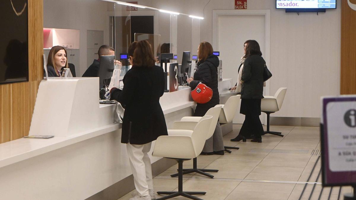Taquillas de Renfe en la estación de Vigo-Urzáiz en una imagen de este año