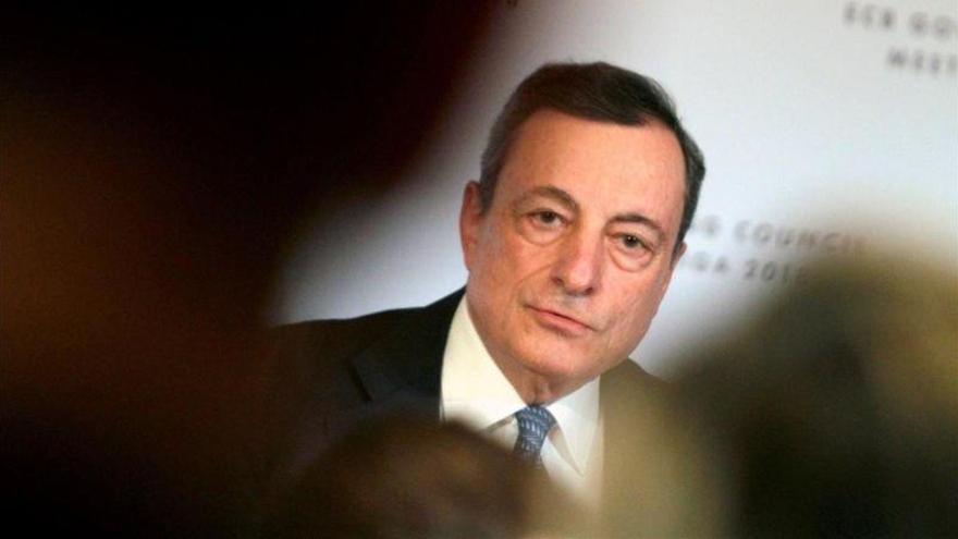 Draghi avisa de que el BCE &quot;será paciente&quot; para subir los tipos