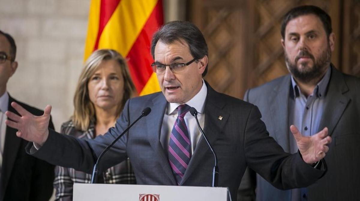 El president Artur Mas, durant conferència celebrada al Palau de la Generalitat. El president Artur Mas, durant conferència celebrada al Palau de la Generalitat.