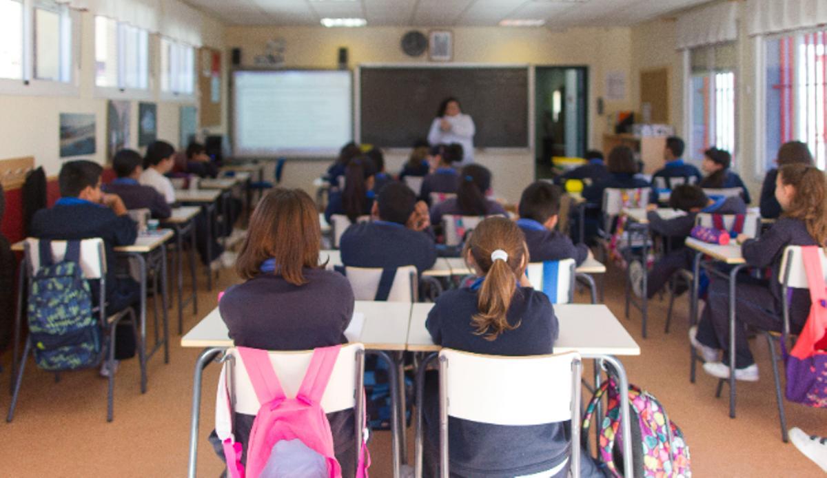 La educación es el sector más afectado por el impago de horas extraordinarias.